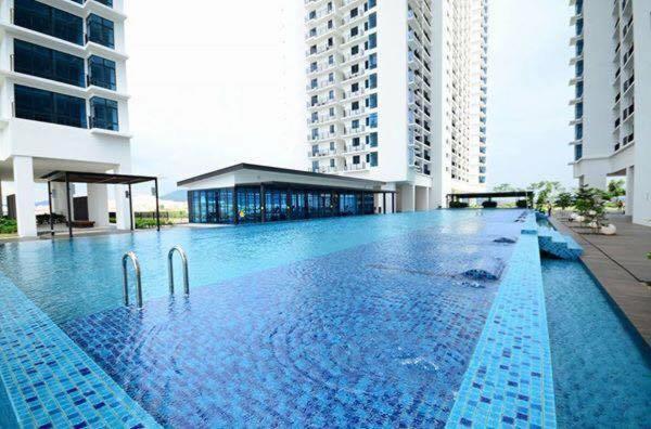 Simplicity Cozy For 2 -trefoil Setia Alam- Near Setia Mall-setia Convention Centre Apartment *